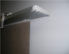 panel-glide1